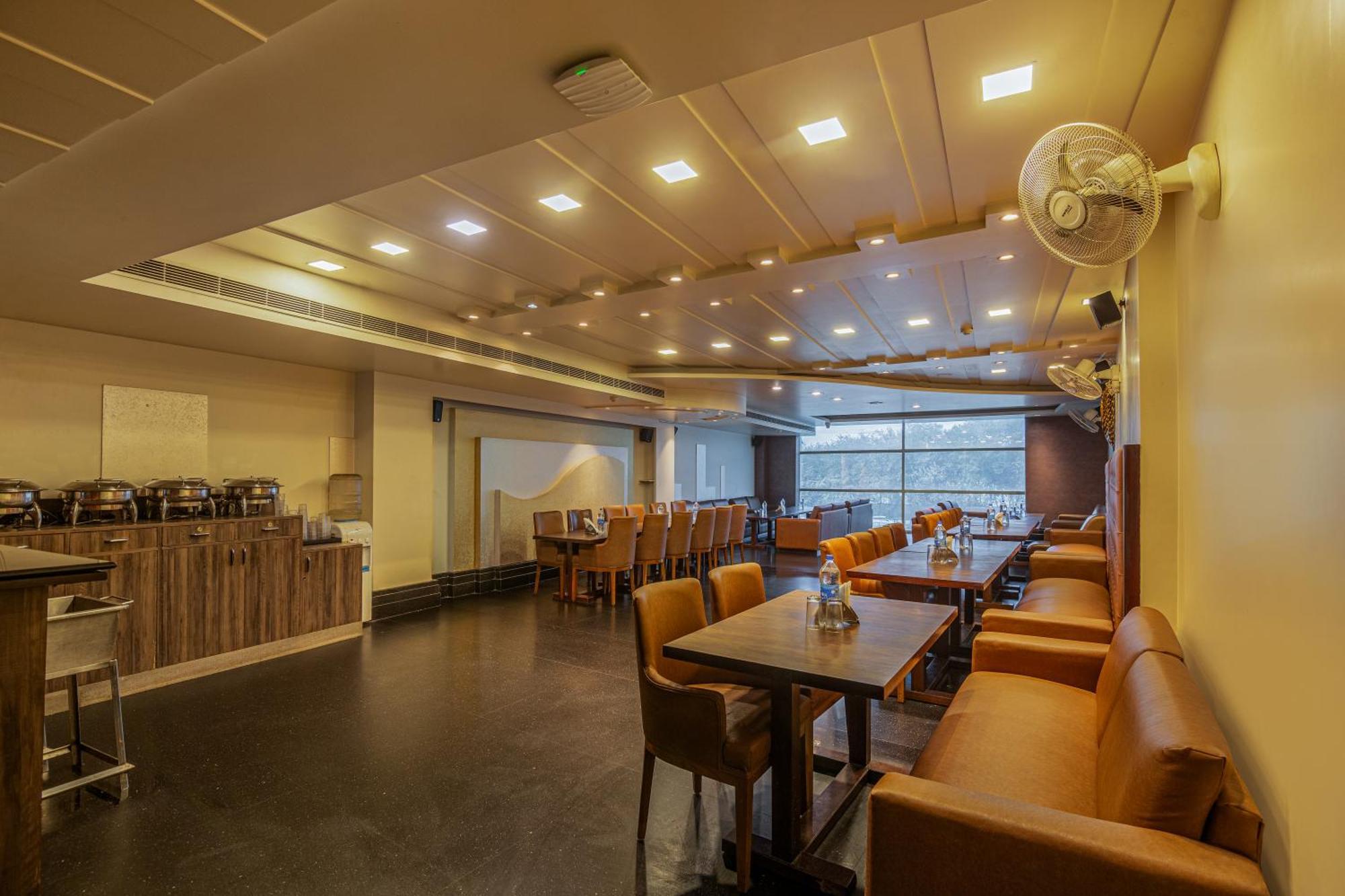 Hotel Delhi 37 By Star Group Near Delhi Airport 뉴델리 외부 사진
