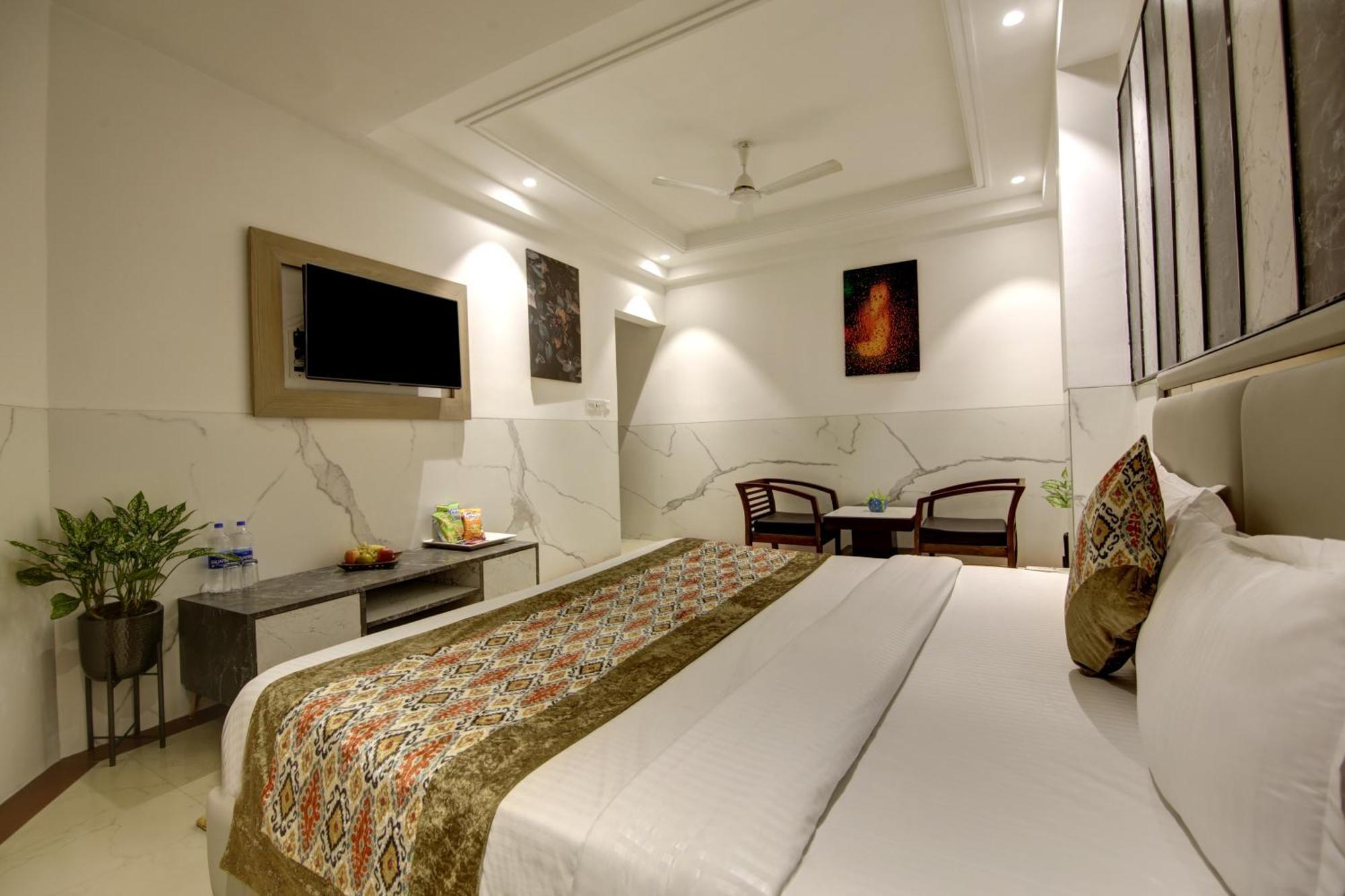 Hotel Delhi 37 By Star Group Near Delhi Airport 뉴델리 외부 사진
